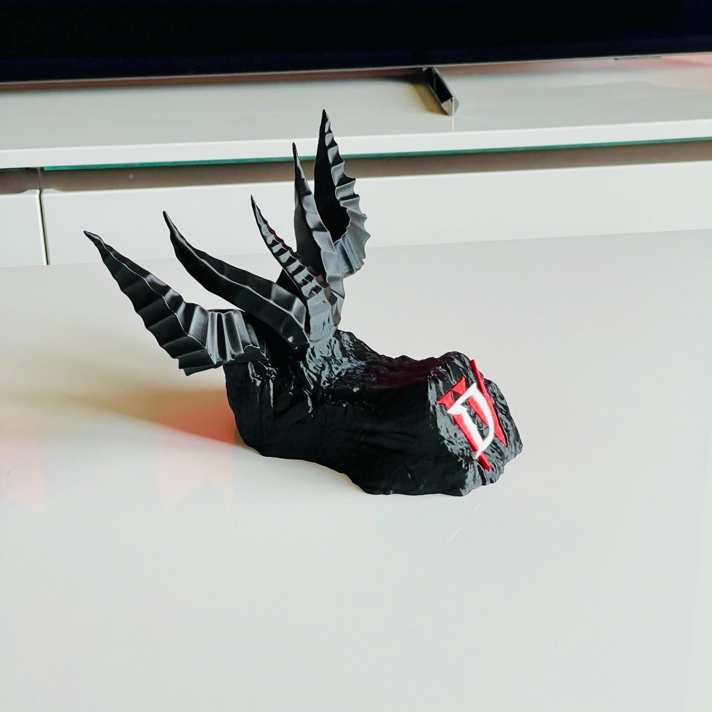 Diablo IV β PS5 and Xbox Controller Stand